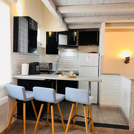 Apartment Le Cocon De Garons, Centre & Aeroport *