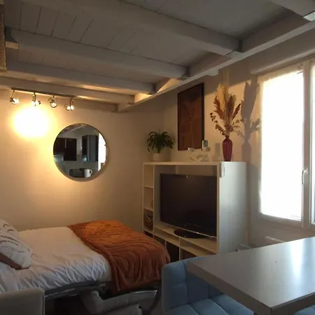 Apartment Le Cocon De Garons, Centre & Aeroport