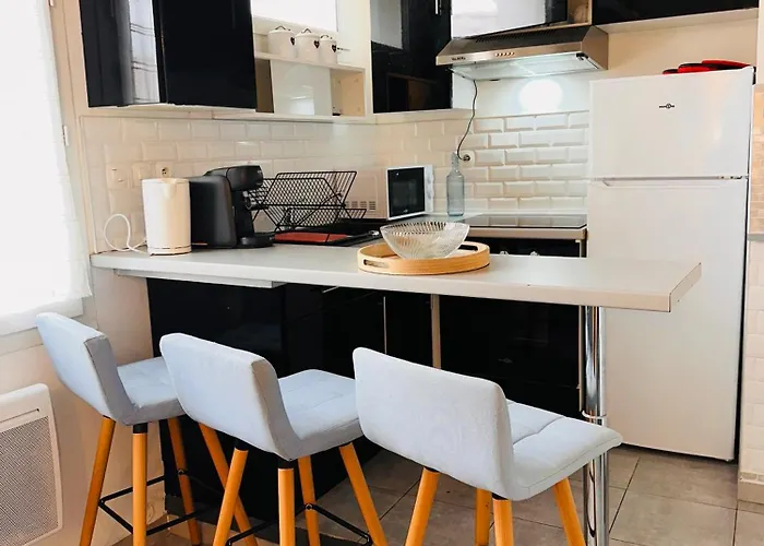 Le Cocon De Garons, Centre & Aeroport Appartement *
